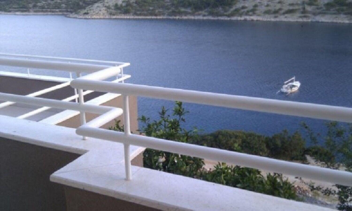 Apartments Ljubi Винишче Экстерьер фото